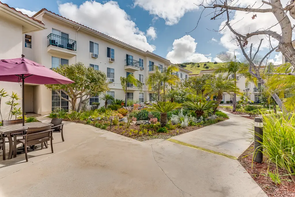 PSLBonita-HOME-Discover-Community Dining area of an apartment at Healdsburg